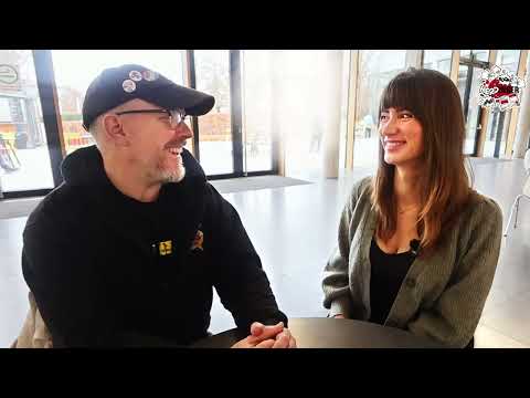Du betrachtest gerade COMICS & BIER präsentiert NERDINGER: STEFFEN VOLKMER im Interview mit MARIE SANN (KINKY KARROT)