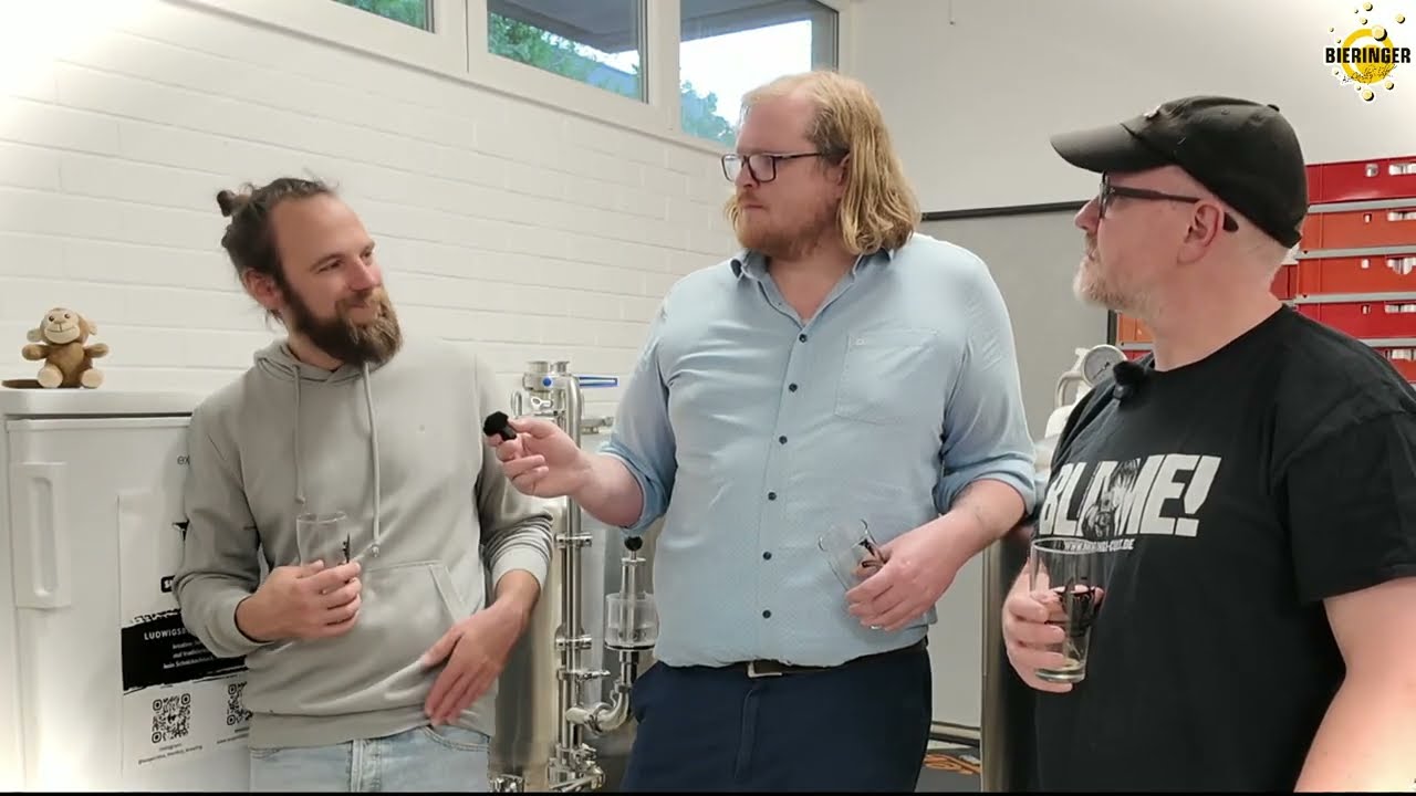 Du betrachtest gerade BIERINGER – Bierkultur-Talk: STEFFEN VOLKMER im Gespräch mit BASTI  & KAI von SUSPICIOUS MONKEY